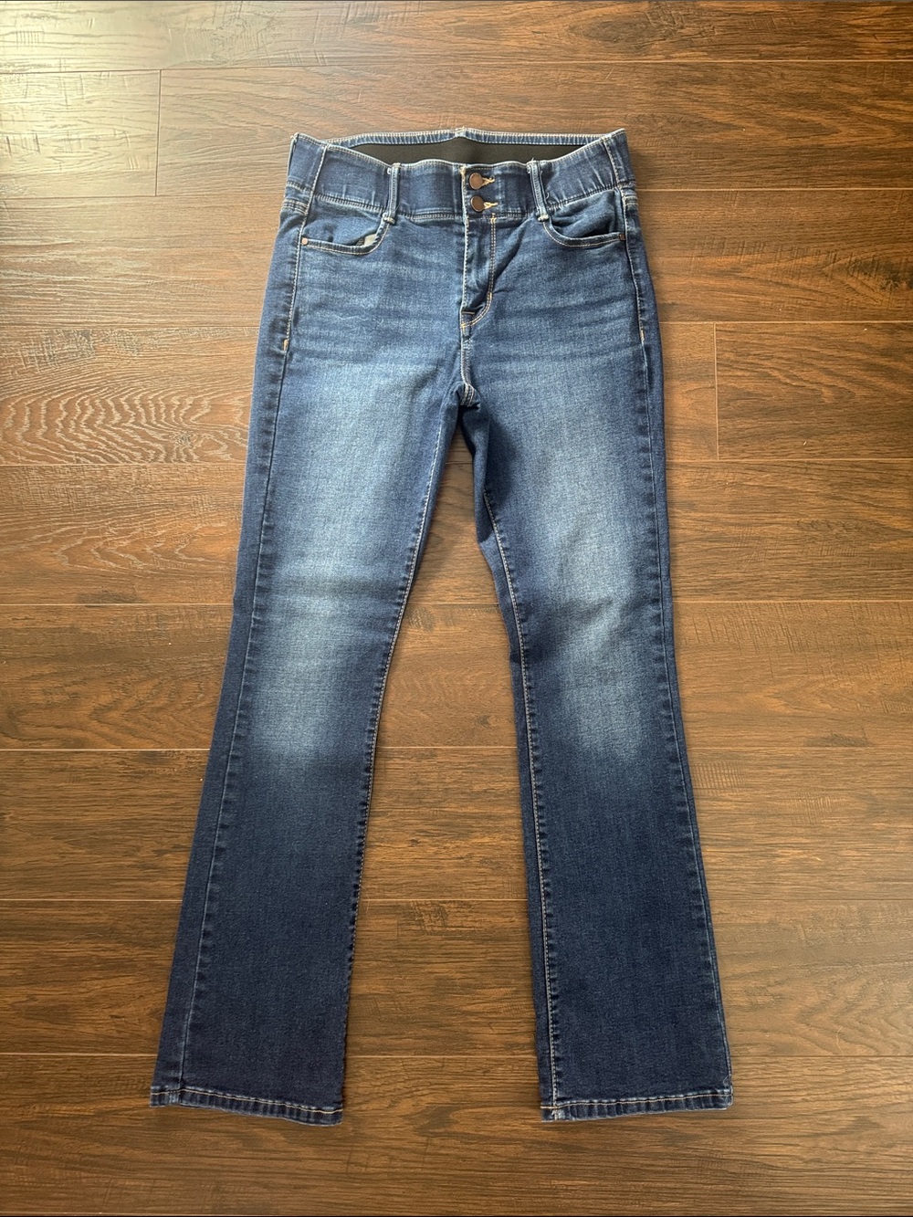 Apt. 9 Women's Straight-Leg Jeans in Dark Blue